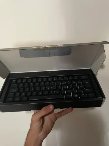 Teclado mecânico tg600