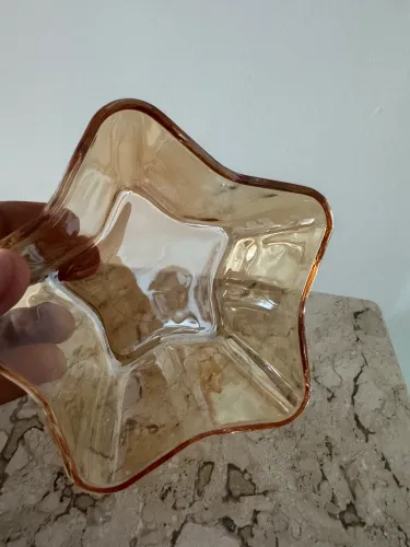 Conjunto de sobremesa. São 7 unidades vidro na cor ambas.