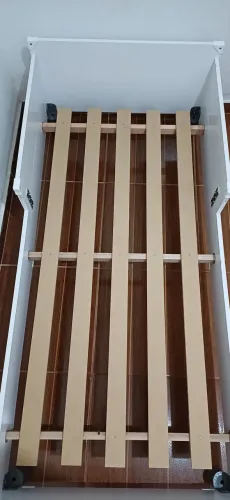 Cama infantil semi nova