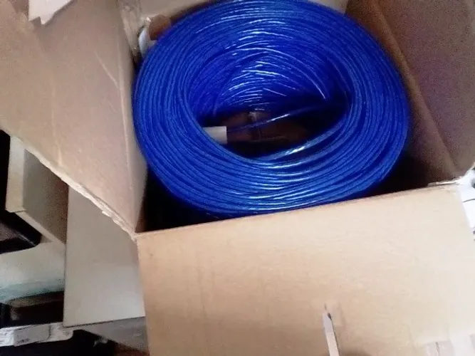 Vendo Preço de Custo um Cabo UTP até 4 pares