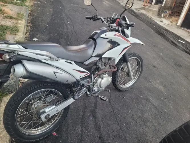 Vendo moto broes