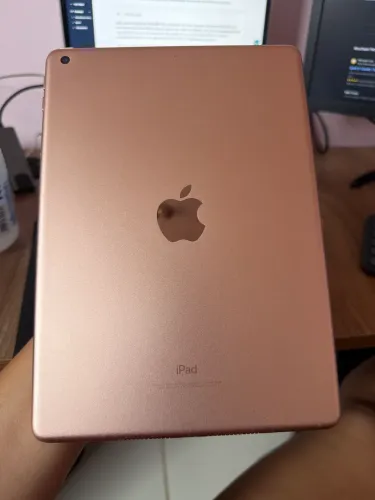 iPad 6th geração - 18gb (perfeitamente conservado)