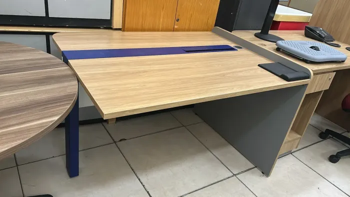Mesa reta