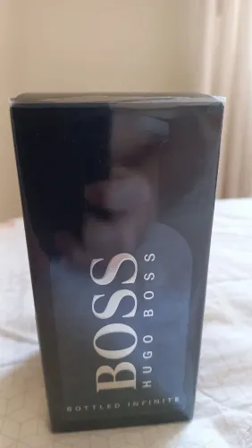 Vendo Perfume Hugo Boss Bottled Infinite EDP 90 ml original - pouco usado