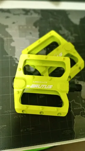 Pedal Brutus zero nunca usado - não faço troca