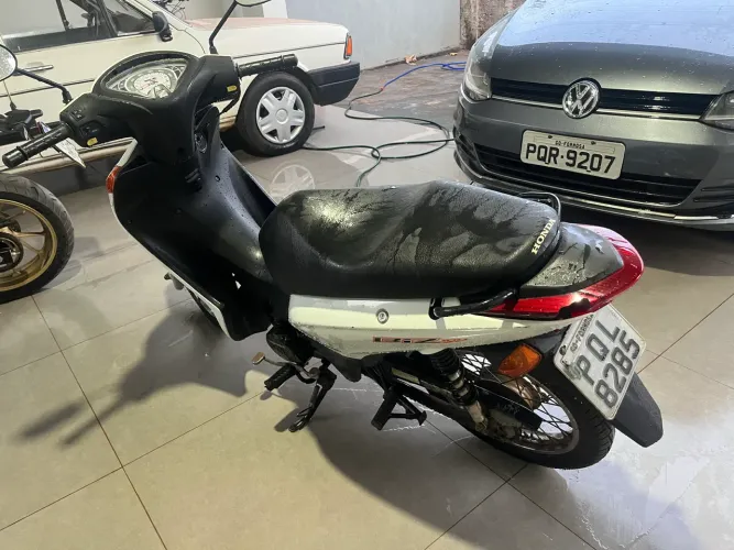 Honda Biz 100es