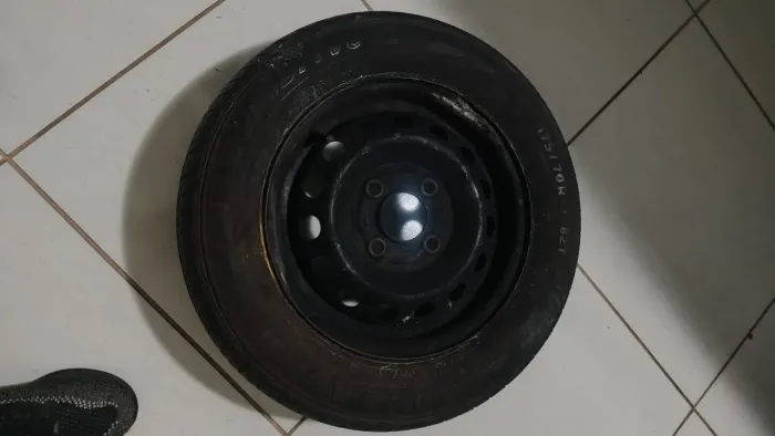 Roda aro 13 + Pneu 175/70 R13