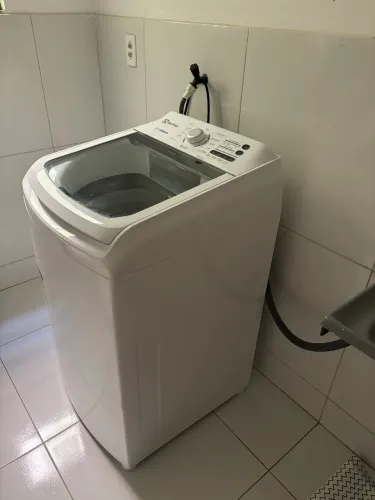 Máquina de Lavar Electrolux 14kg Essential Care (Jet&Clean) - Ótimo Estado