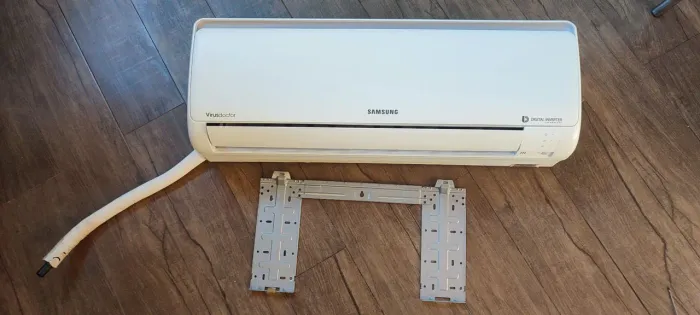 Ar condicionado com defeito na placa da condensadora