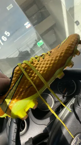 Chuteira Nike Hypervenom Gold Reedition 2025