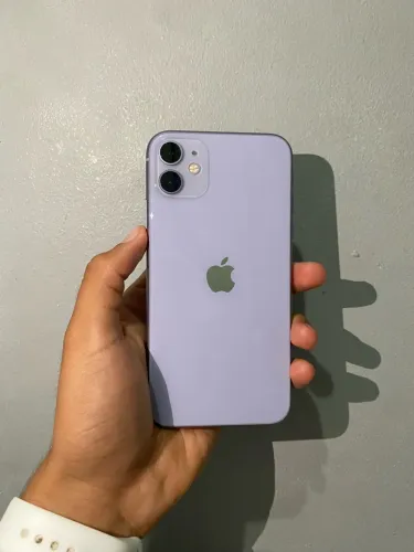 IPHONE 11 - 64GB