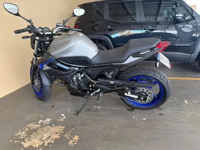 Yamaha XJ6 N 2013