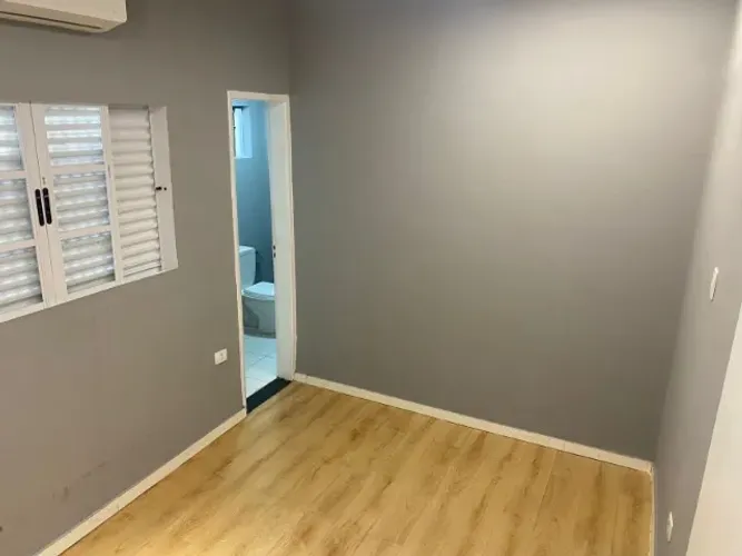 SALA COMERCIAL EM CENTRO DE SAÚDE - 9m², BAIRRO SÃO CRISTOVÃO