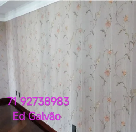 Inalação ou colocação de papel de parede
