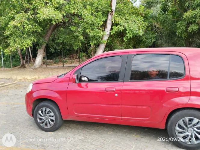 Fiat Uno Vivace/rua 1.0 EVO Fire Flex 8V 5P 2012