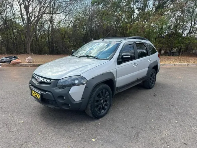 Fiat Palio Weekend Adventure 1.8 8V 103cv 4P 2017