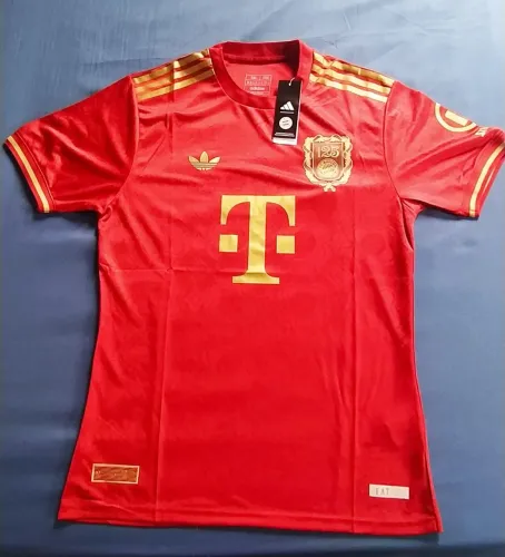 Camisa de Futebol Bayern de Munique Edição Especial 125 Anos - Vermelha e Dourada