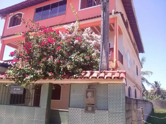 Excelentes casas na praia de Itaoca E/S