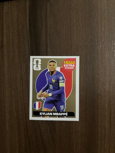 Figurinha legend extra Mbappe gold