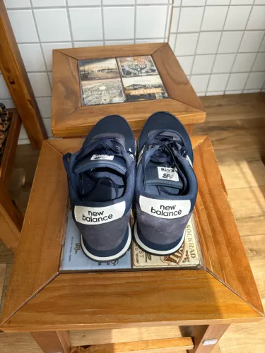 Vendo New Balance 501 tamanho 40 em bom estado de conservação