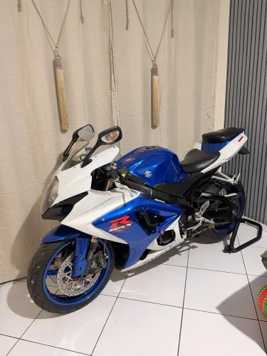 Suzuki Srad 1000 - Troco por moto menor + volta 