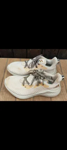 Tênis Adidas original tamanho 34 
