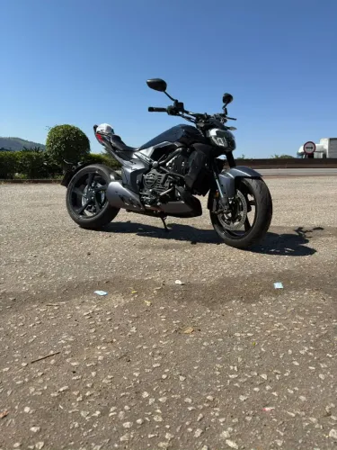 VENDO ZONTES V350 - 2025 KM 3.700