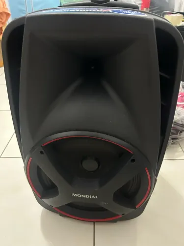 Caixa de som Mondial 550w