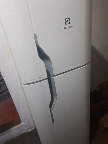 Geladeira Electrolux Frost Free DF35A