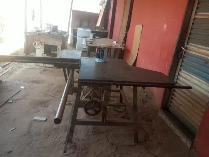 Serra Esquadrejadeira