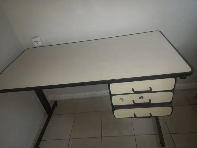 Mesa escritório 