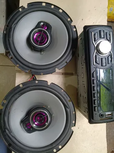 Rádio e altofalantes