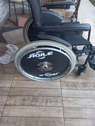 Cadeira de rodas jaguaribe agile