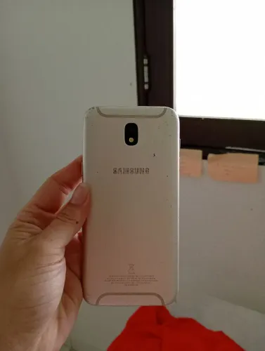 Celular Samsung Galaxy j5 rosa