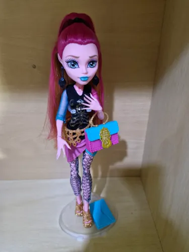 Monster high Gigi Grant New scaremaster 
