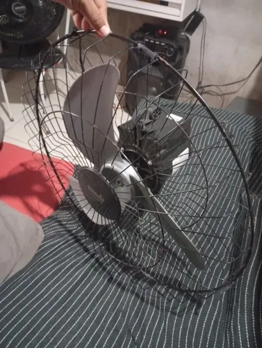 Ventilador de parede com entrega