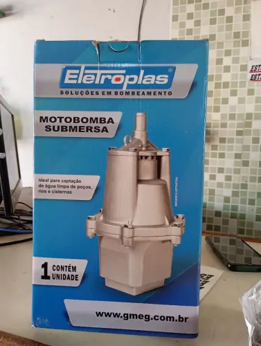 Vende-se bomba sapo nova!