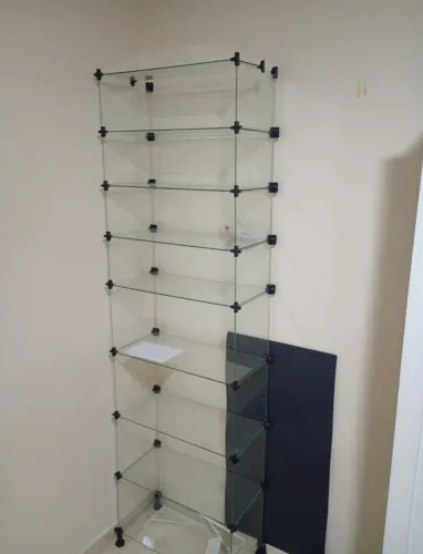 Prateleira de vidro