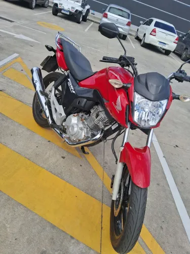 Titan 160