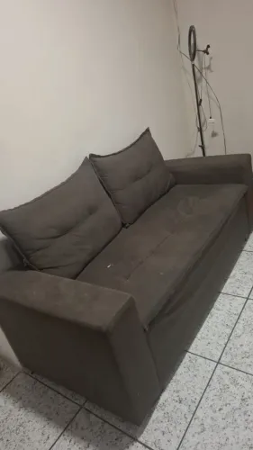 Sofá dois lugares marrom