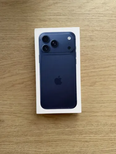 Caixa iPhone 17 Pro Max Azul
