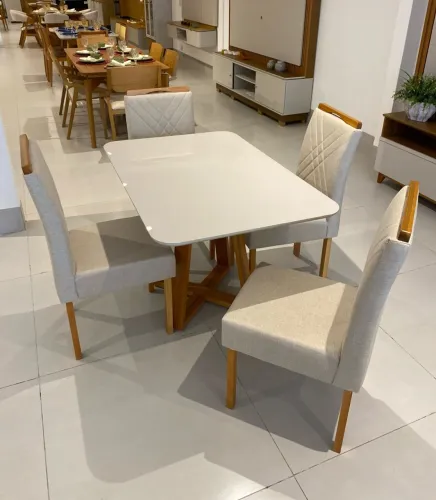 Mesa de Jantar com 4 cadeiras - Promoção 