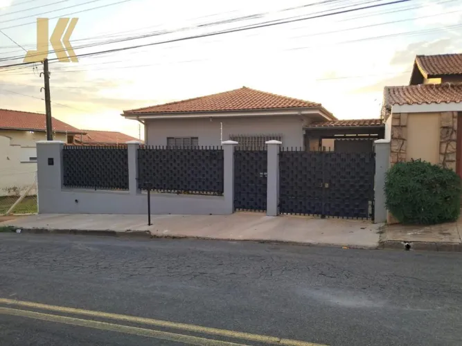 Casa à venda em Jaguariúna, Mauá I, com 2 quartos, com 140 m²