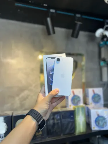 IPHONE 16 E