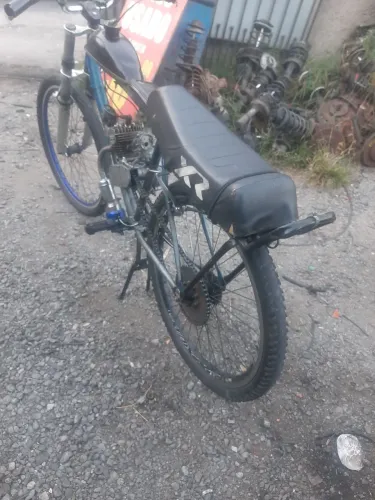 Vendo bicicleta motorizada 80cc 