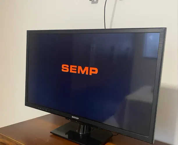 TV 32 SEMP TOSHIBA