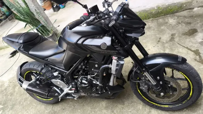 VENDO YAMAHA MT-03 2022