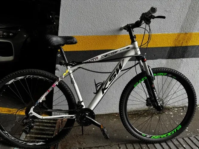 Bicicleta KSW Aro 29 - 27 Velocidades - Freio Hidráulico