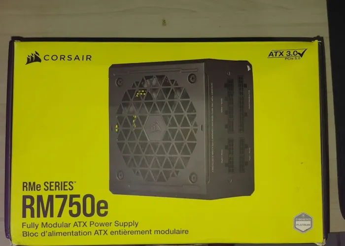 Fonte Corsair para computador desktop
