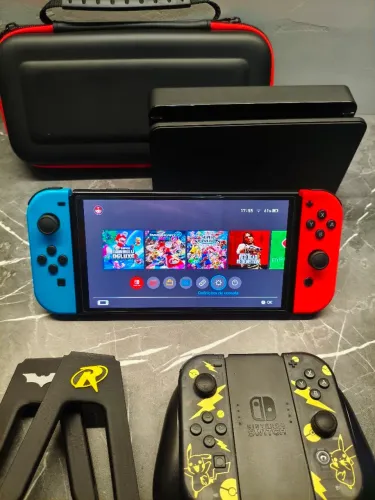 Nintendo Switch OLED D.E.S.B.L.O.Q.U.E.A.D.0